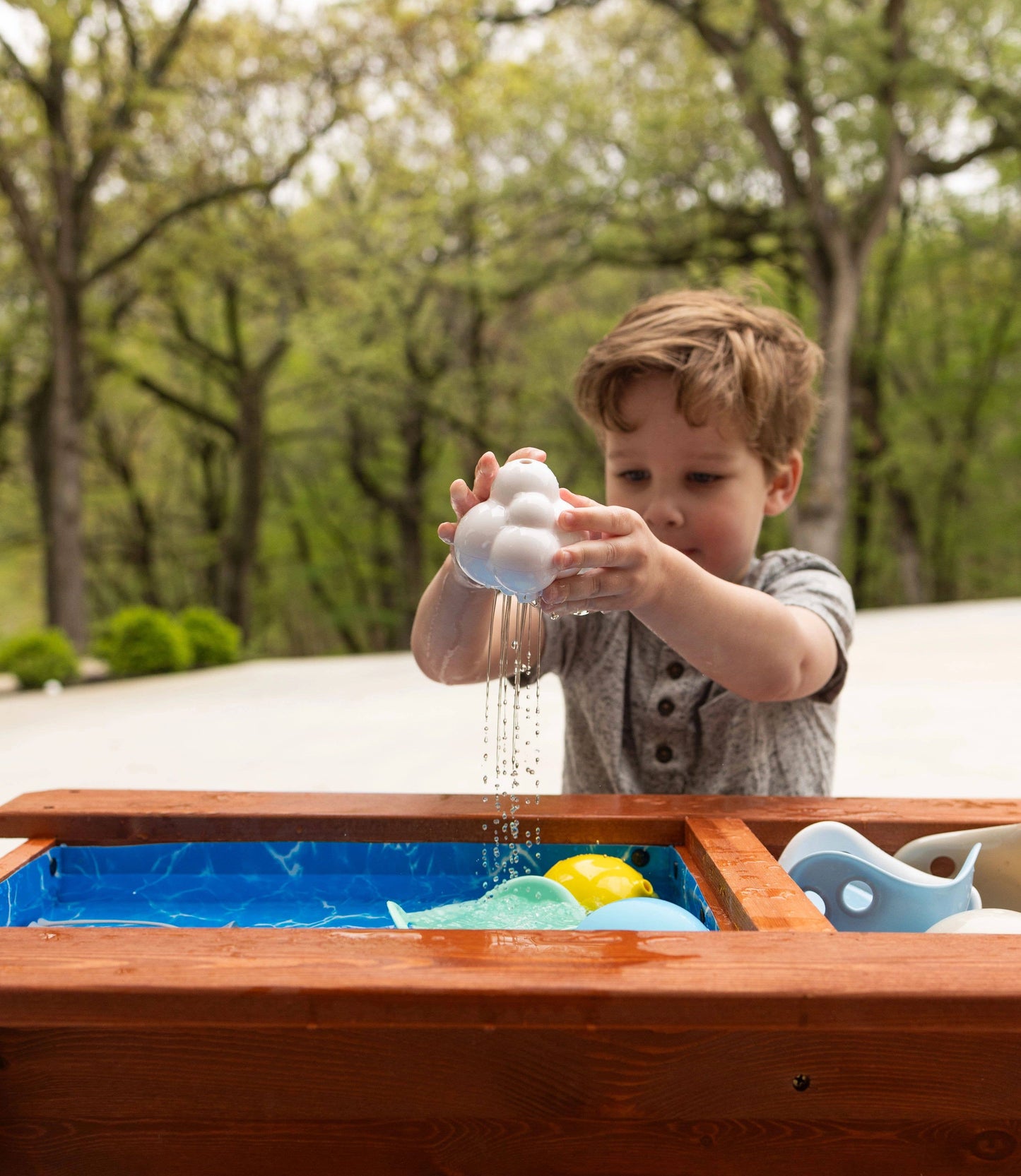 Plui Rain Cloud Water Toy by MOLUK