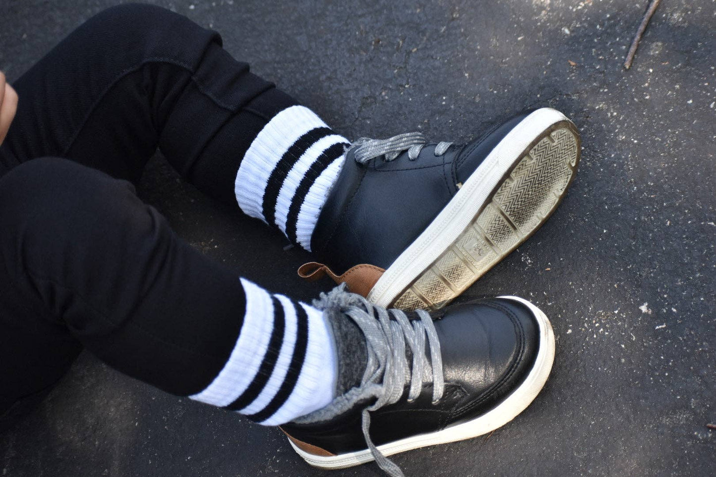 Signature Black Stripe Socks