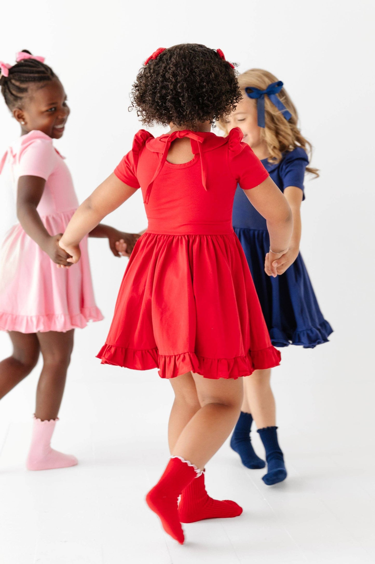 Ribbed Lettuce Trim Midi Socks