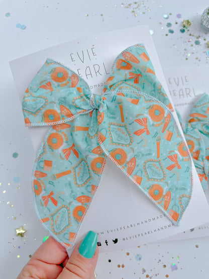 Showgirl Oversized Bow