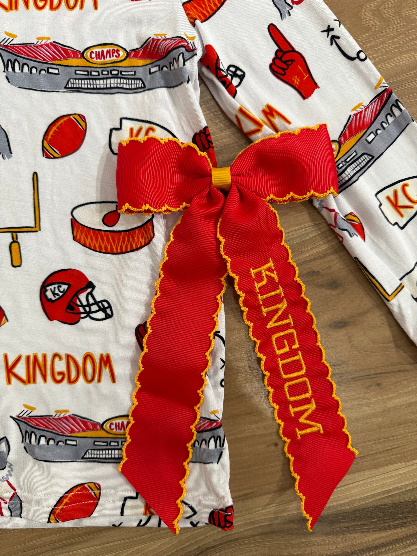 Long Tail Kingdom Bow