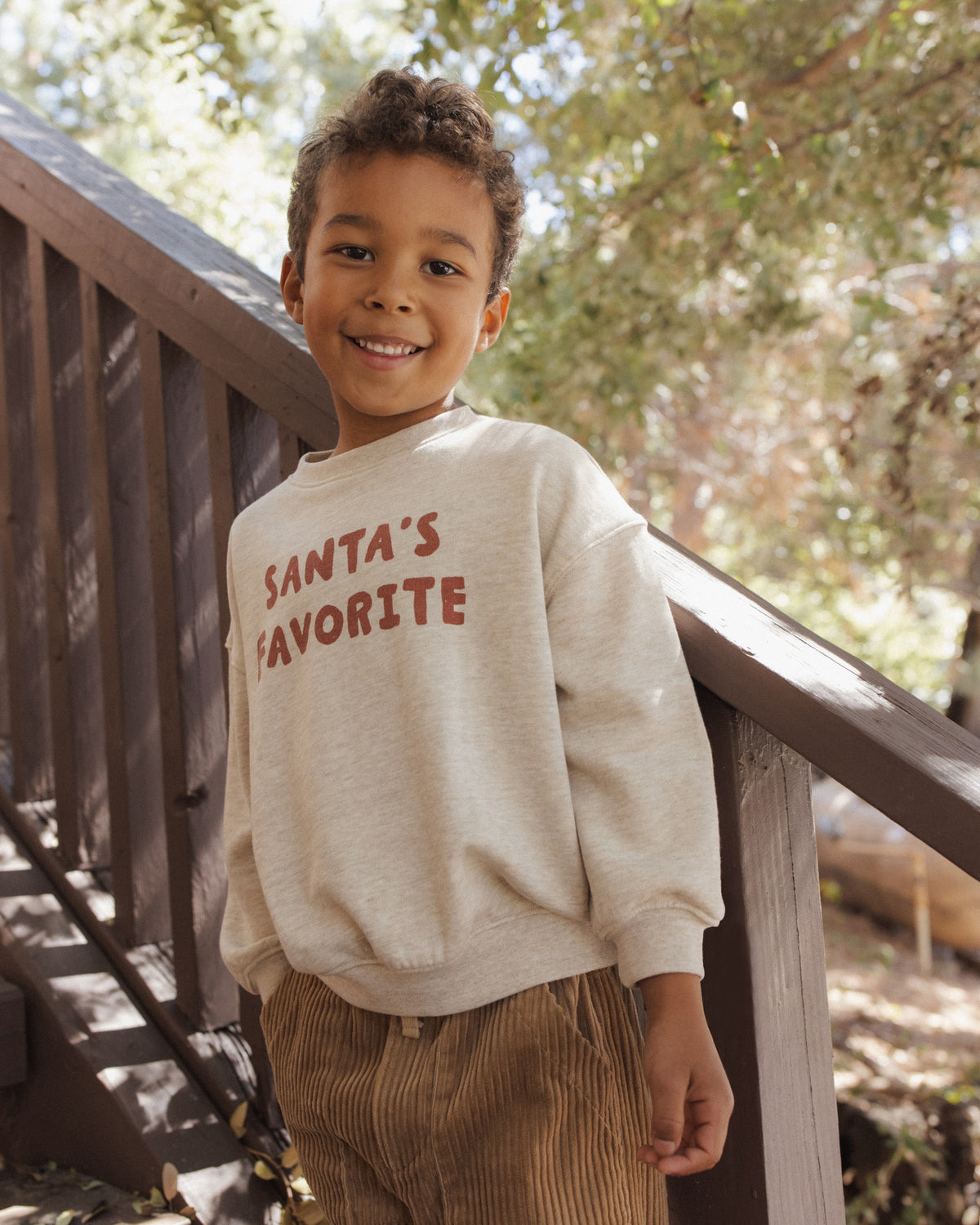 RELAXED SWEATSHIRT (SANTA'S FAVORITE)