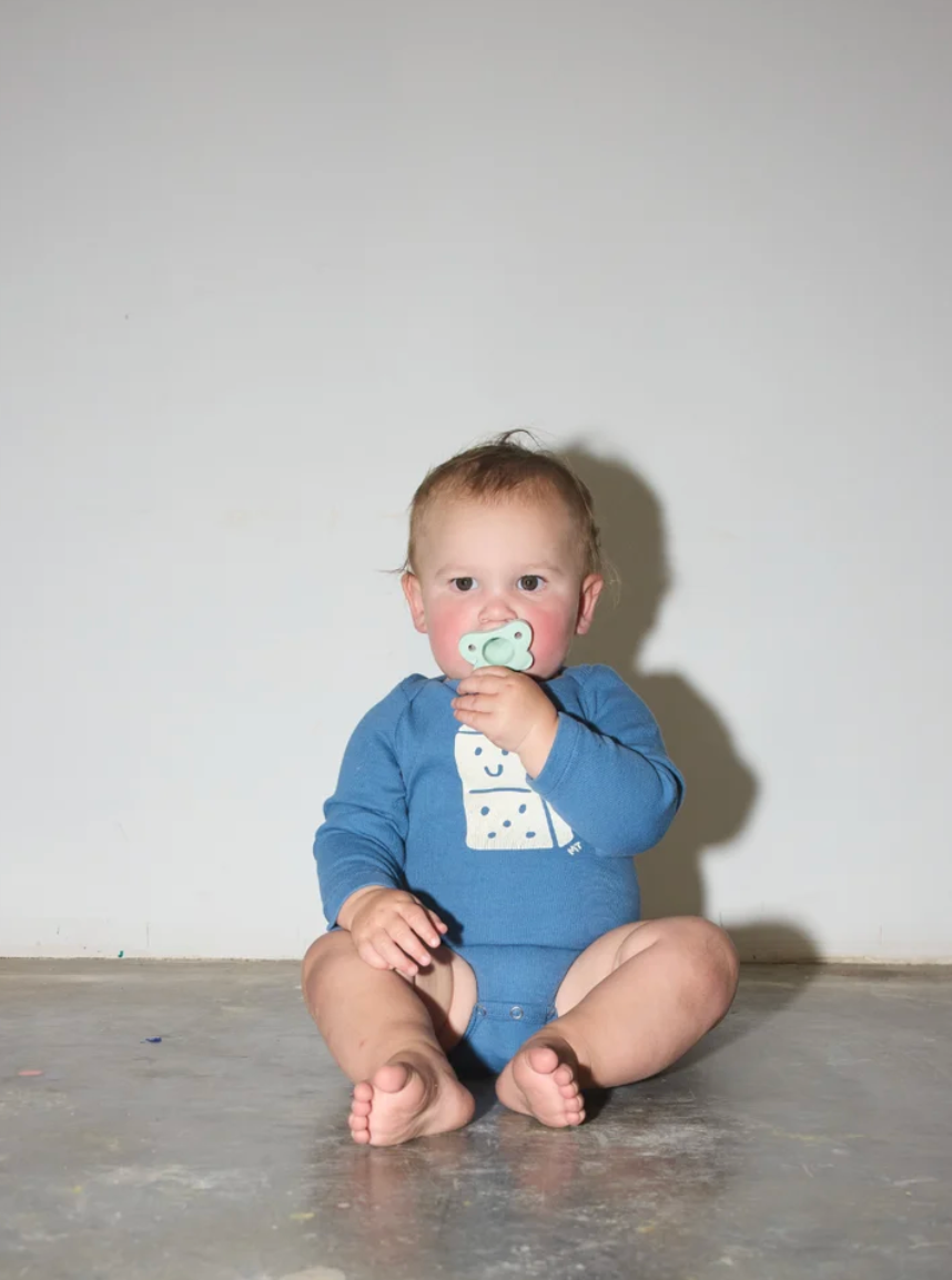 Domino Longsleeve Onesie