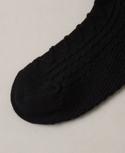 RUFFLE SOCKS (BLACK, BLUSH)