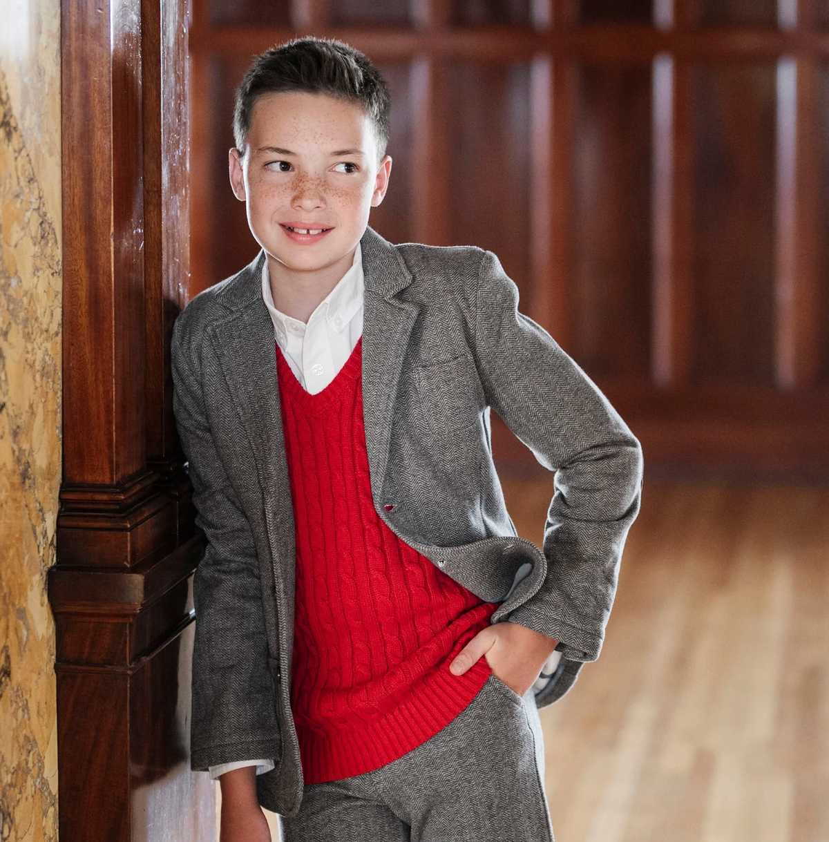 ORGANIC CABLE SWEATER VEST