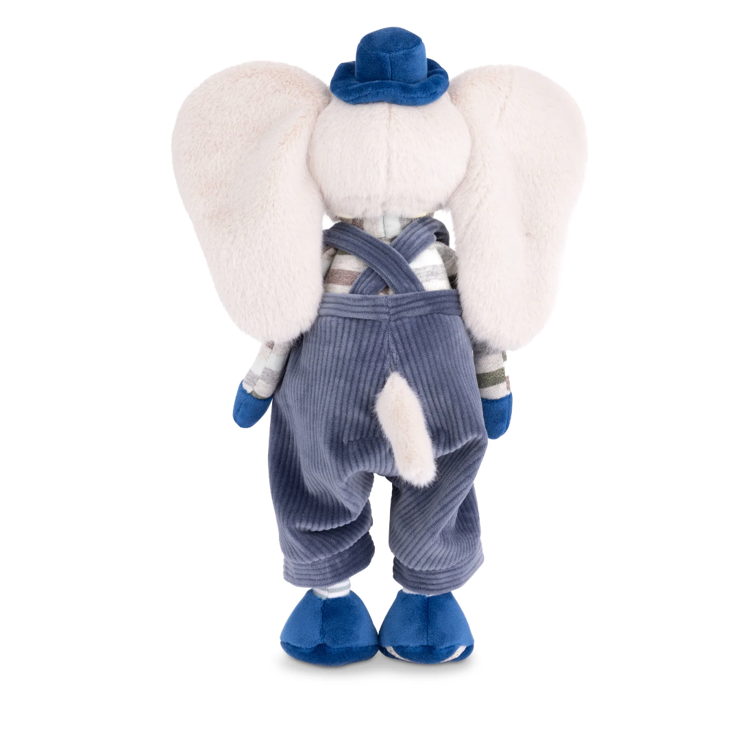 Tusk Elephant
