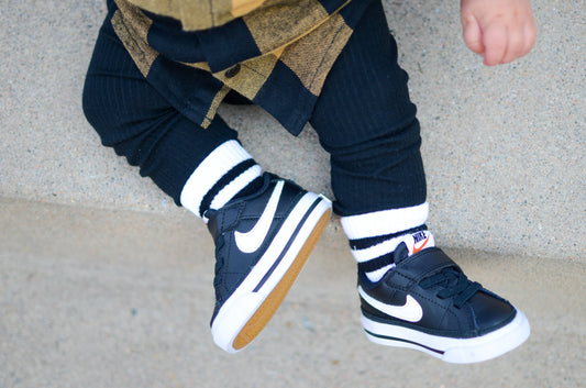 Signature Black Stripe Socks