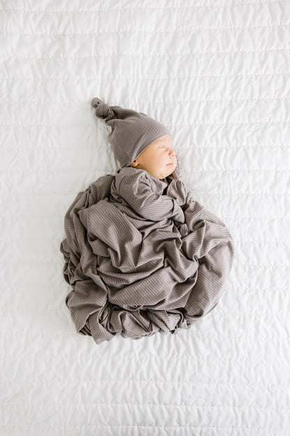 Beau Ribbed Top Knot Hat