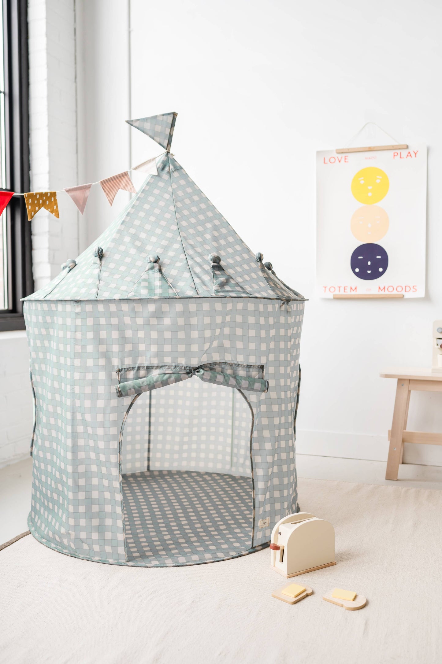 Kids Pop Up Play Tent