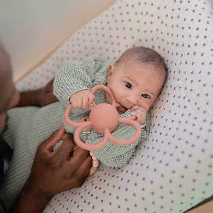 Daisy Rattle Teether (Faded Denim)