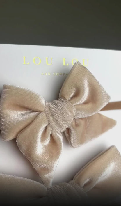 Velvet Knot Headband (Latte)