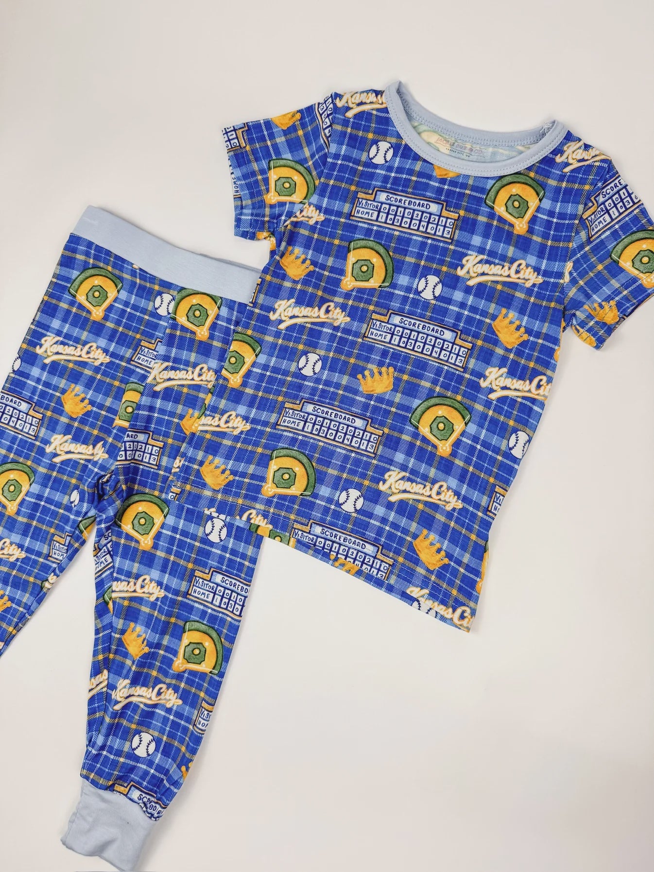 ALWAYS BE ROYAL UNISEX SET